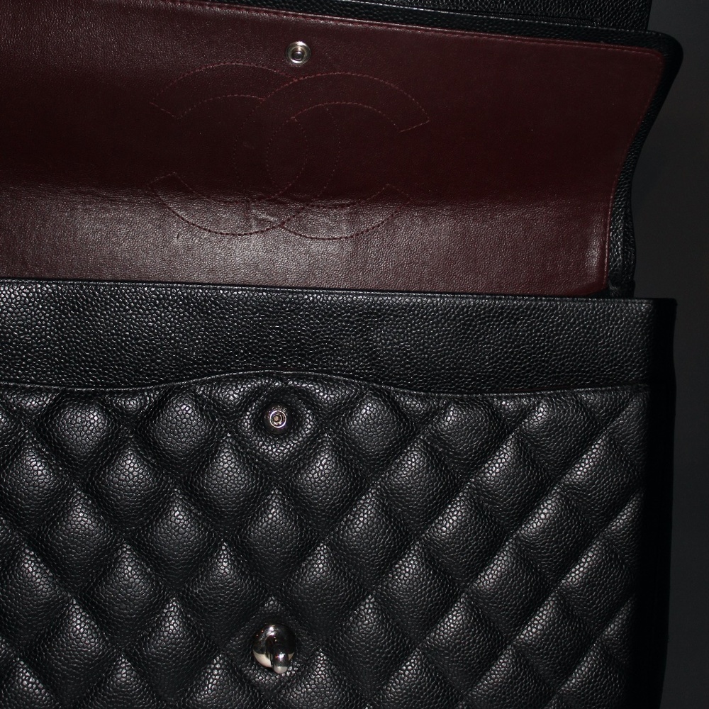 Chanel Caviar Quilted Maxi Double Flap Black - Picture 12 of 16